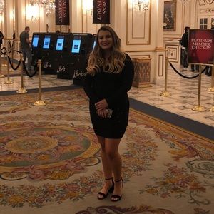 Meet your Posher, Carly